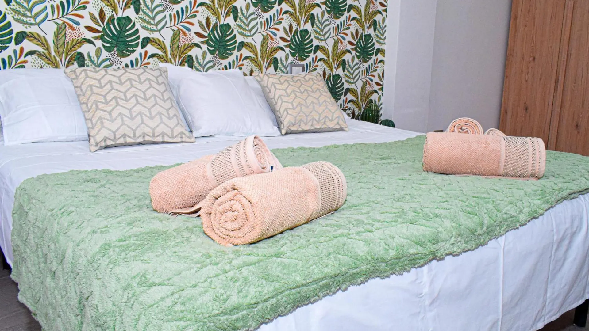 B&B Amigos Lido di Ostia Bed & Breakfast